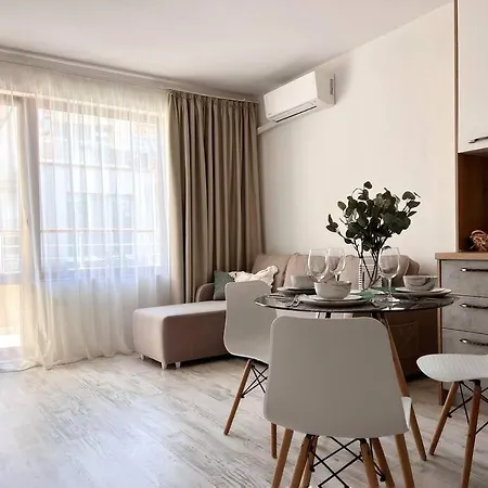 Seaside Tyndzha Appartement *